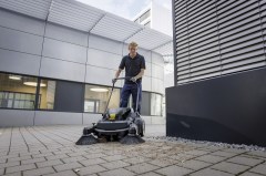 KÄRCHER KM 70/30 C Bp 2SB Anniversary Edition zametací stroj