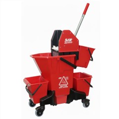 Vozík lze dovybavit až třemi závěsnými kbelíky pro navýšení kapacity úložného prostoru.