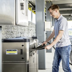 KÄRCHER SB samoobslužný čistič autokoberců